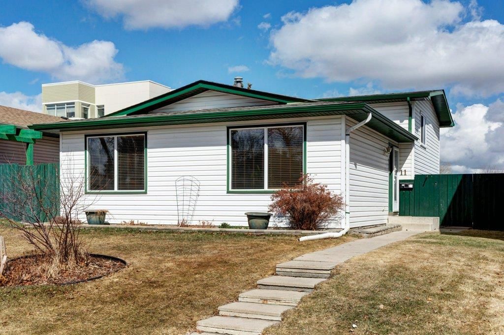 I have sold a property at 11 Midlawn GREEN SE in Calgary
